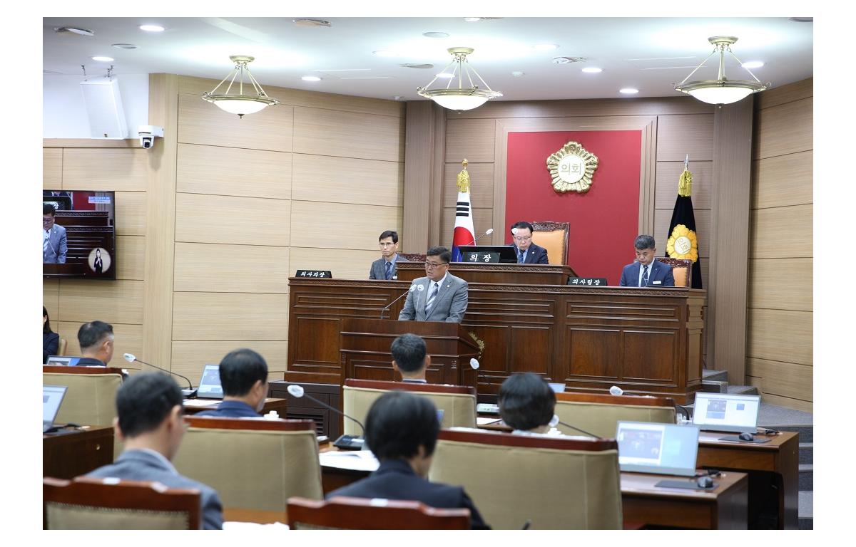 제329회 임실군의회 제1차 정례회 5분자유발언 첨부이미지 : 20230612_제329회 임실군의회 제1차 정례회 5분자유발언(정칠성).JPG