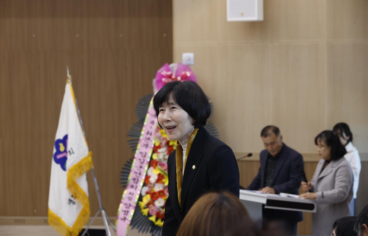 임실군 농업인학습단체 상징비 제막식 첨부이미지 : 20251218_임실군 농업인학습단체 상징비 제막식 정일윤 3.JPG
