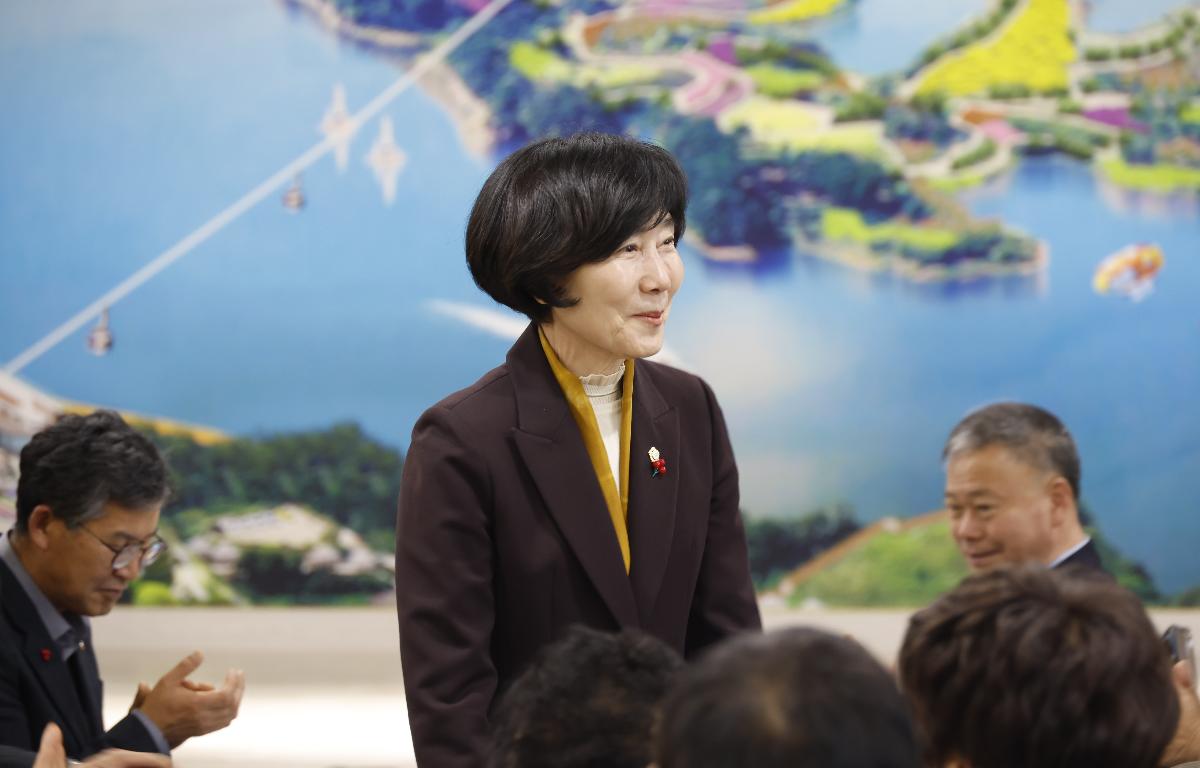 2025년 임실군 자원봉사대회 첨부이미지 : 20251210_2025년 임실군 자원봉사대회 정일윤.JPG