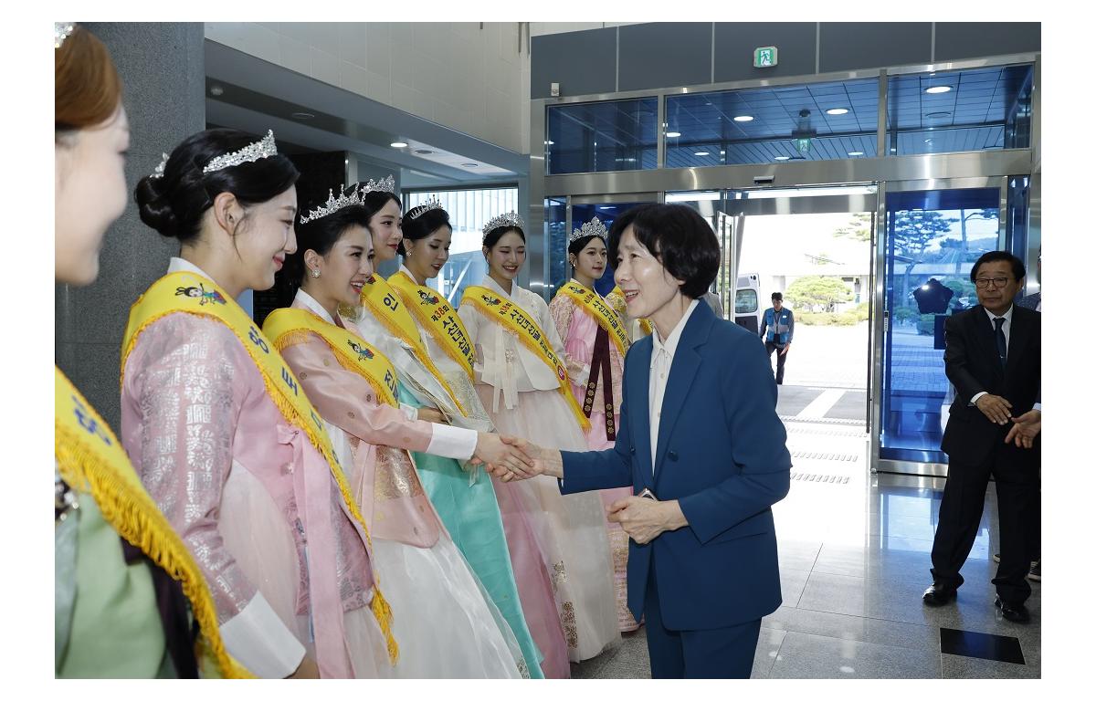 사선녀 임실군의회 방문 첨부이미지 : 20241010_사선녀 의회 방문(정일윤).JPG