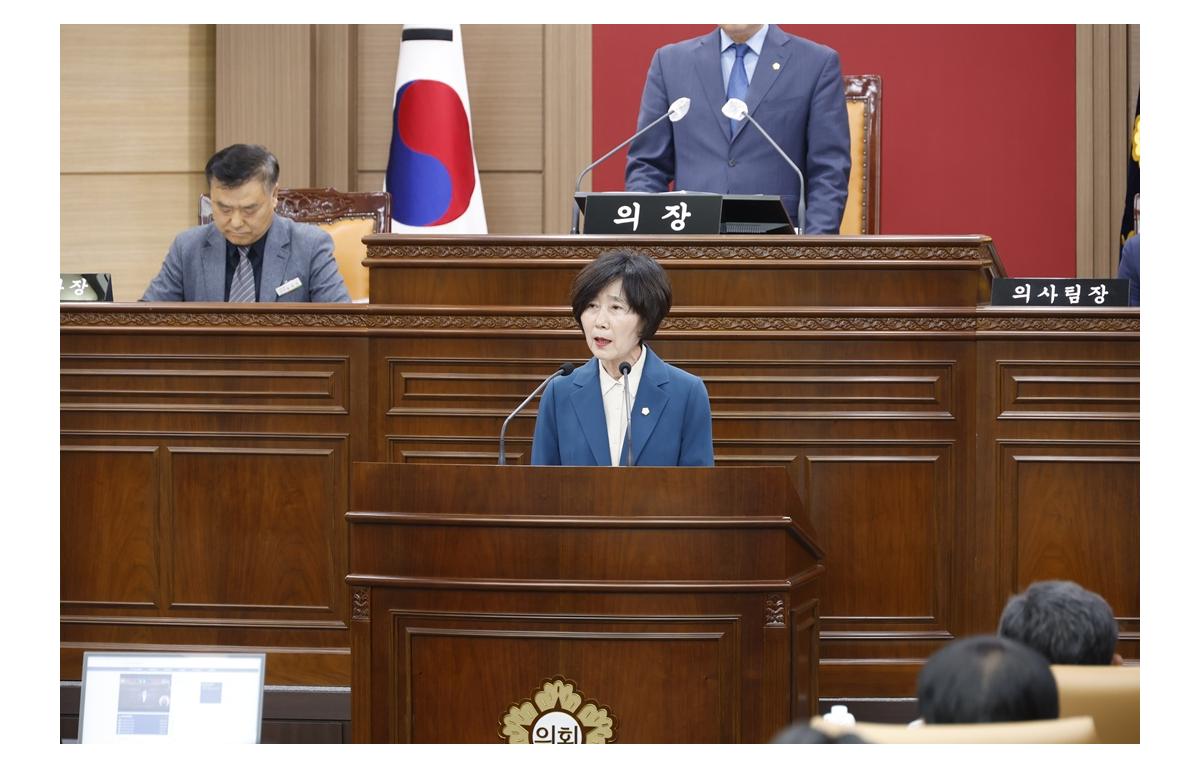 제345회 임실군의회 임시회 폐회 5분 자유발언 첨부이미지 : 20250502_제345회 임실군의회 임시회 폐회 5분 자유발언 정일윤1.JPG