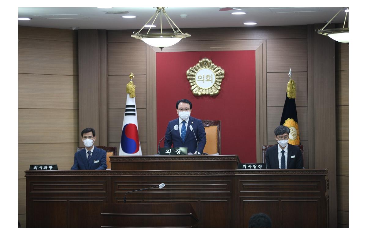 제322회 임실군의회 제1차 정례회 폐회식 첨부이미지 : 20220929_제322회 제1차 정례회 폐회식.JPG