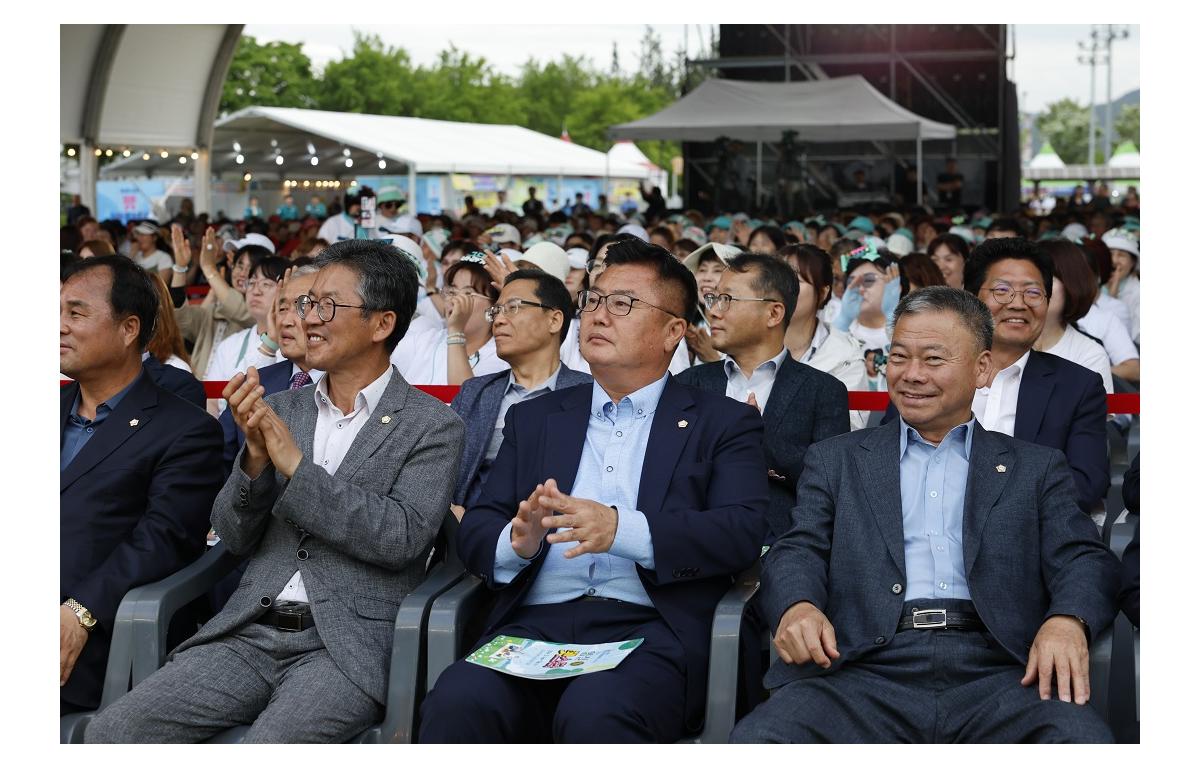 제39회 의견문화제와 함께하는 2024 임실N펫스타 개막식 첨부이미지 : 20240504_제39회 의견문화제와 함계하는 2024 임실N펫스타 개막식(김종규).JPG