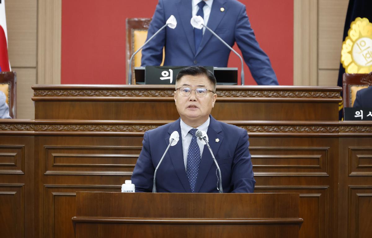 제348회 임시회 제1차 본회의 첨부이미지 : 20250922_제348회 임시회 제1차 본회의 김종규.JPG