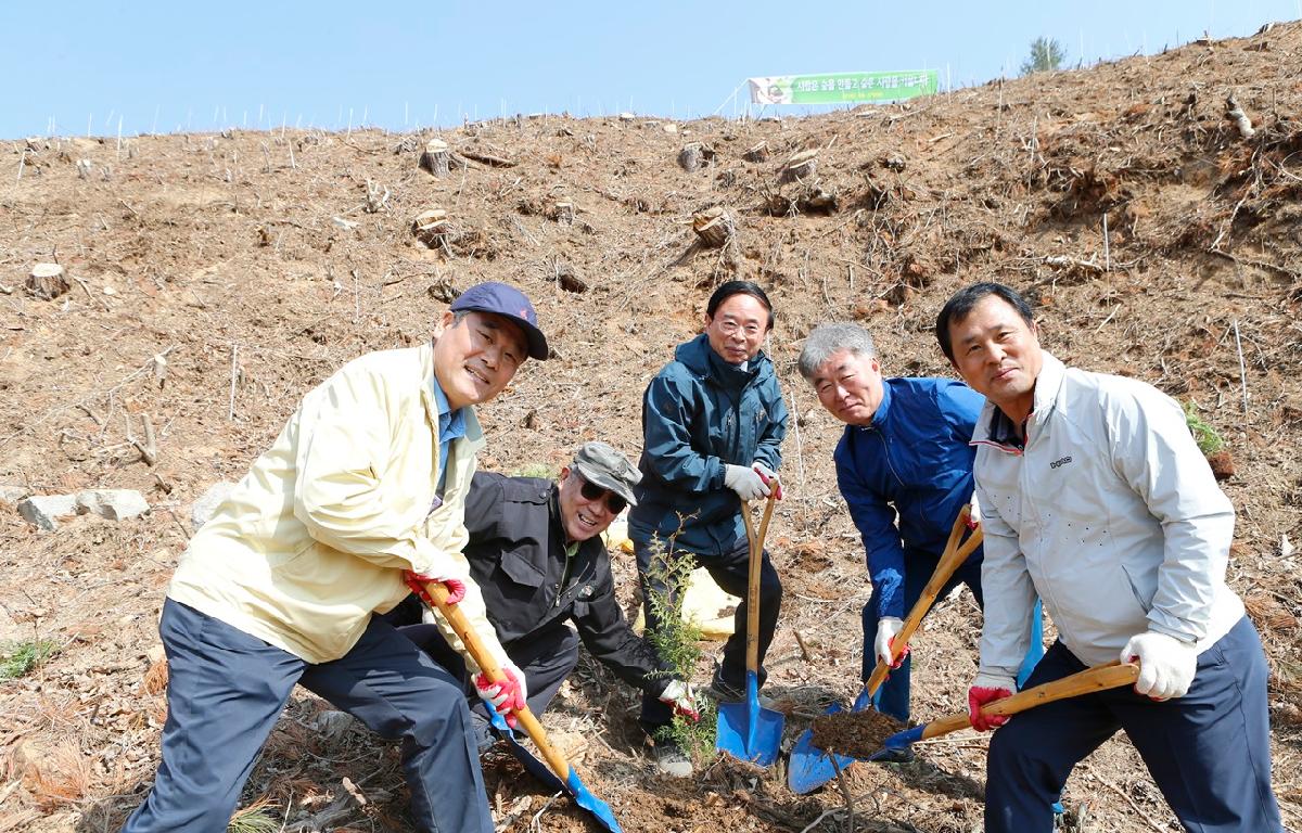 제73회 식목일 행사 첨부이미지 : 20180327_제73회 식목일 행사7.JPG