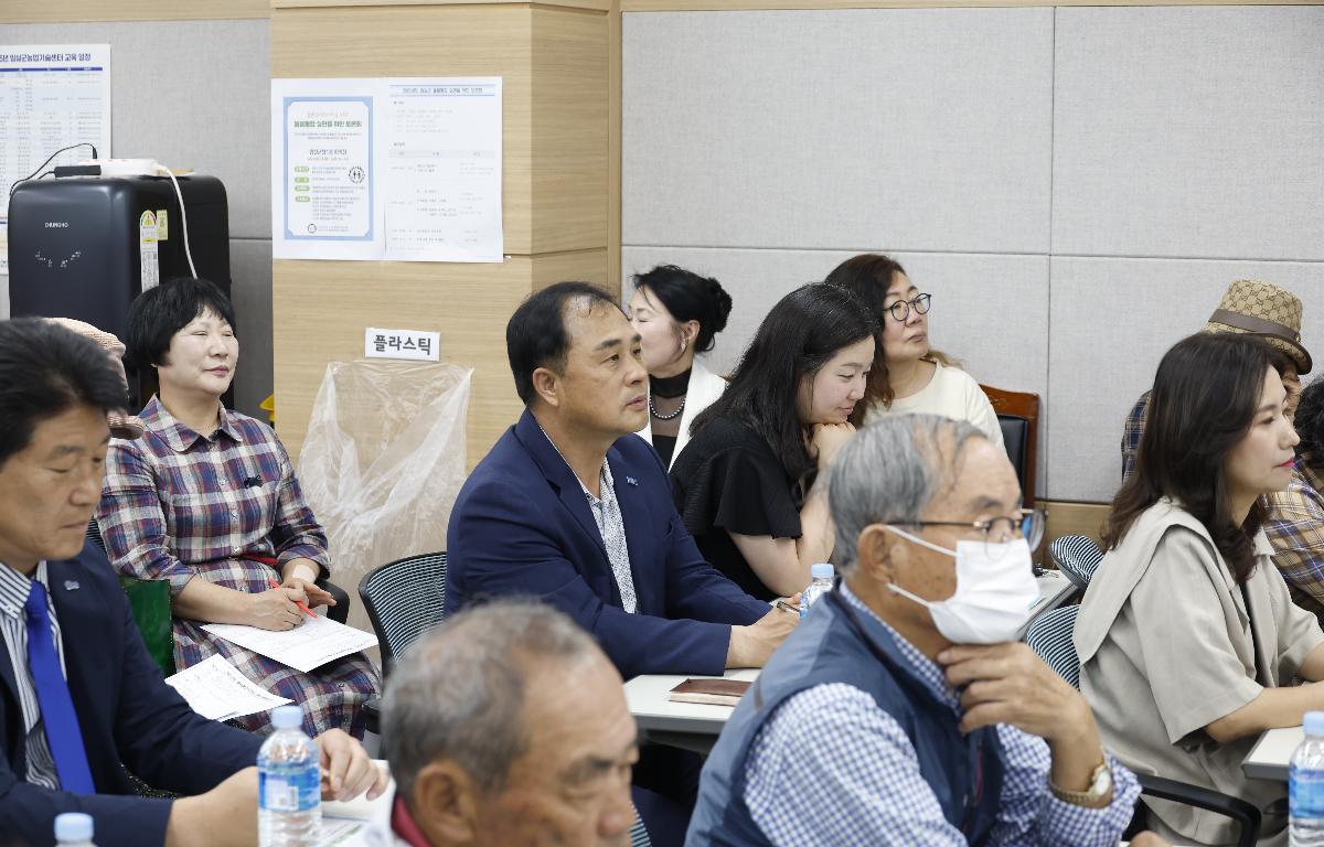 임실군 돌봄통합 실현을 위한 토론회 첨부이미지 : 20250605_임실군 돌봄통합 실현을 위한 토론회(김왕중).JPG