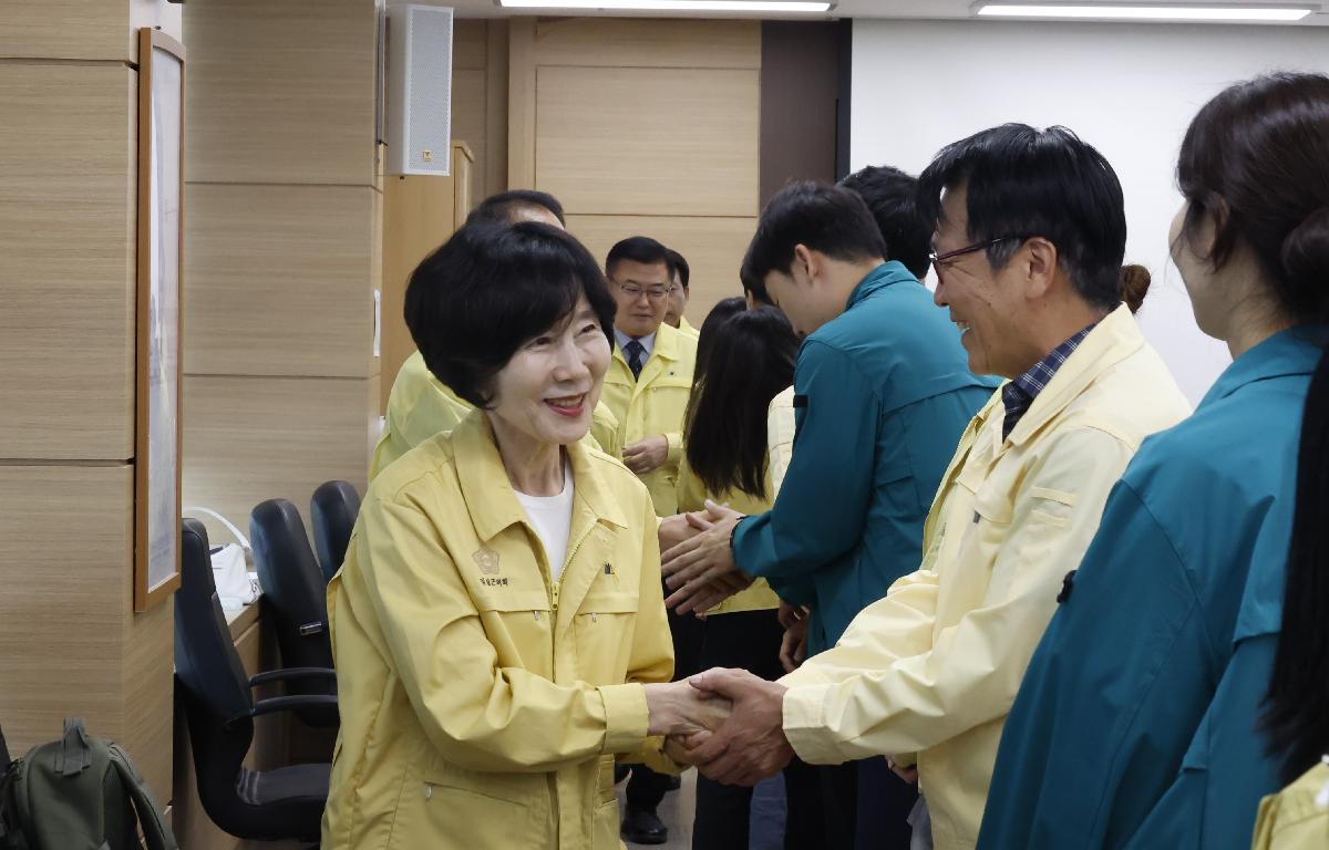 2026년 을지연습 근무자 격려  첨부이미지 : 20260819_2026년 을지연습 근무자 격려 정일윤.JPG