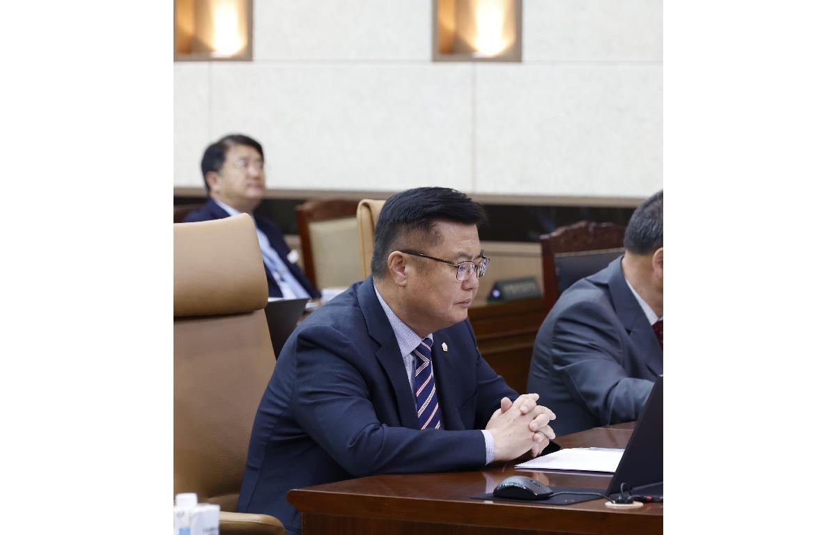 제351회 임시회 폐회 첨부이미지 : 20260407_제351회 임시회 폐회 김종규 2.JPG