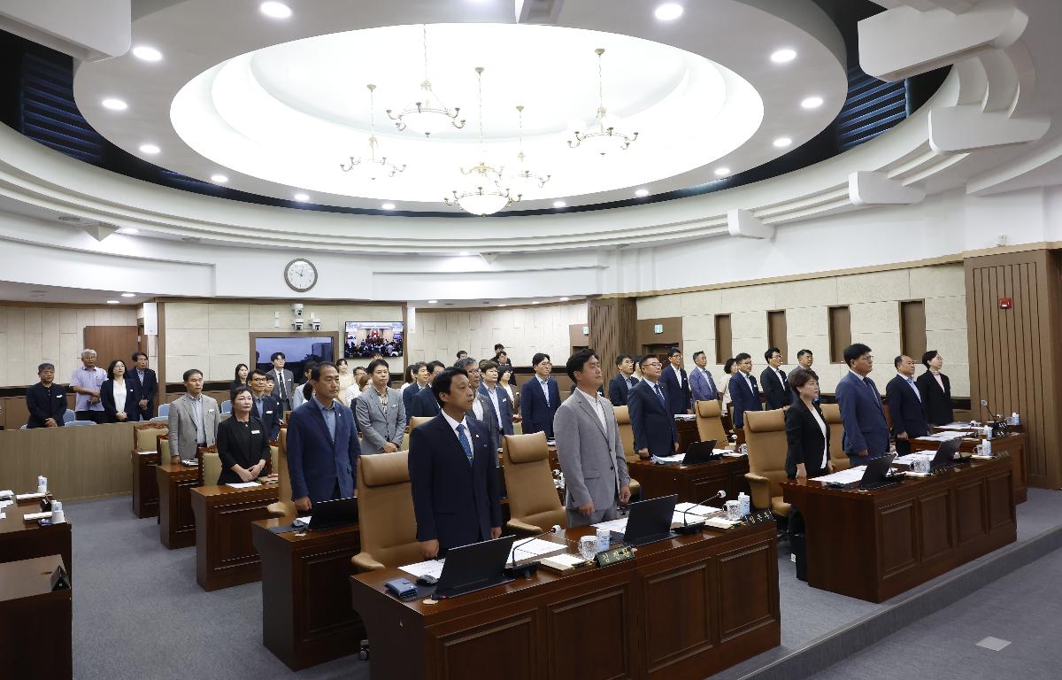 제353회 임실군의회 임시회 개회 첨부이미지 : 20260721_제353회 임실군의회 임시회 개회 .JPG