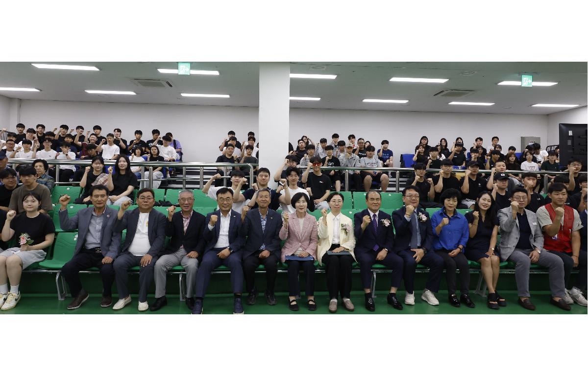 제55회 문화체육관광부장관기 전국학생사격대회 첨부이미지 : 20260713_제55회 문화체육관광부장관기 전국학생사격대회 단체.JPG