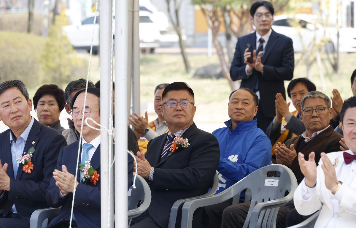 라이온스-보건의료원 이동 구강진료버스 기증식 첨부이미지 : 20260327_라이온스-보건의료원 이동 구강진료버스 기증식 김종규 2.JPG