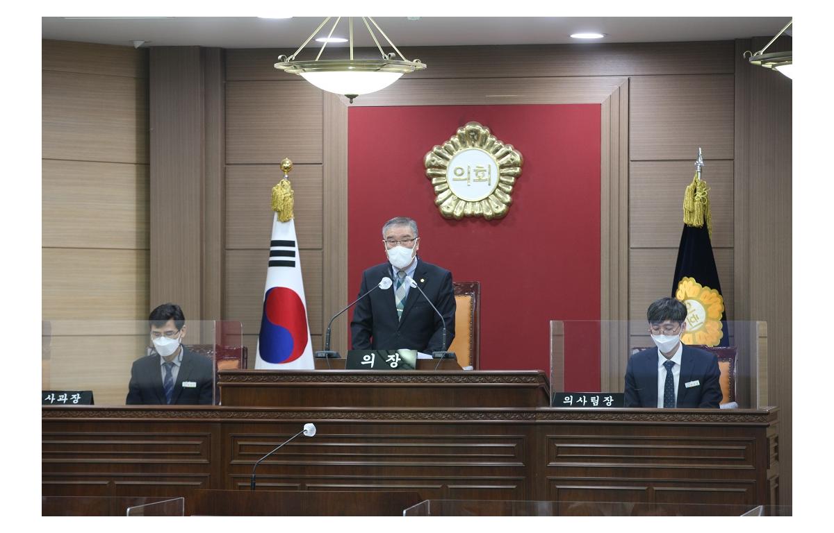 제317회 임실군의회 임시회 폐회 첨부이미지 : 20220330_제317회 임실군의회 임시회 폐회1.JPG