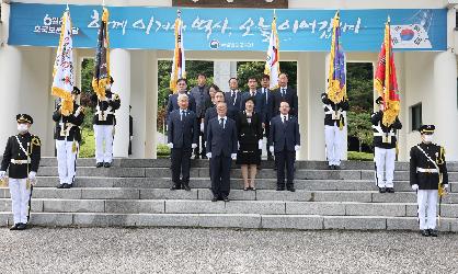 제8대 임실군의회 후반기 개원(호국원 참배)