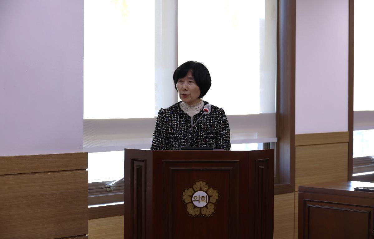 의원 연구단체 운영심사위원회3 첨부이미지 : 2025 1204 임실군의회