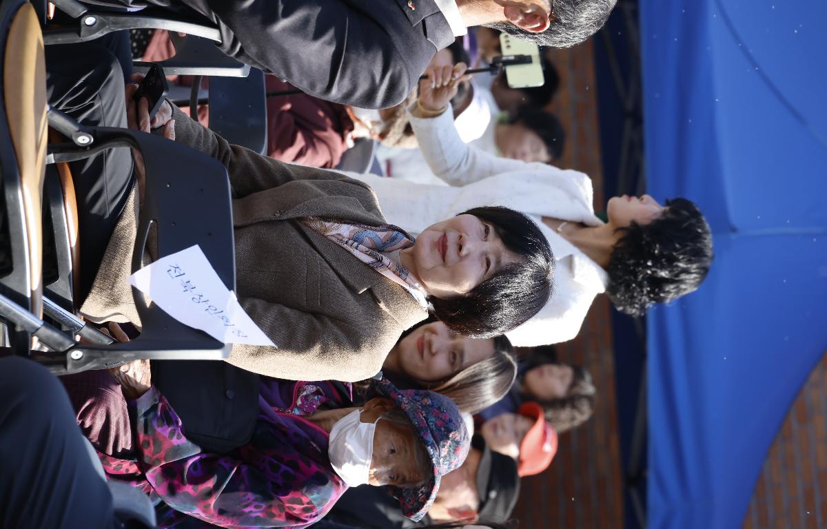 제12회 오수시장 장보러 가세 행사  첨부이미지 : 20251105_제12회 오수시장 장보러 가세 행사 정일윤.JPG