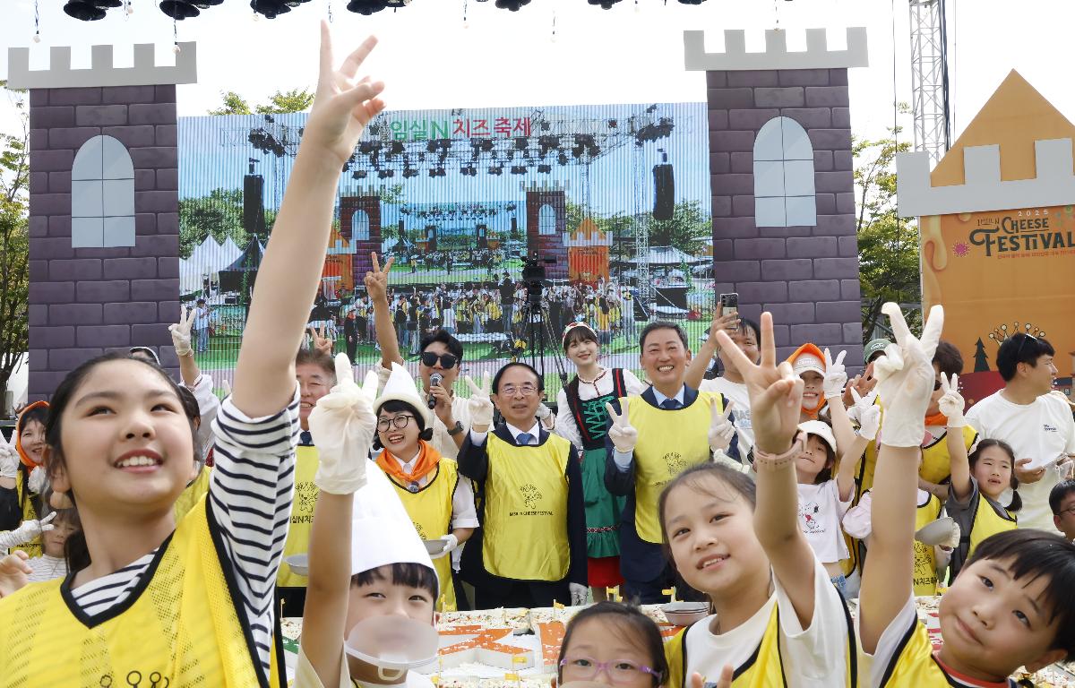 국가대표 임실N치즈 대형쌀피자 첨부이미지 : 20251009_국가대표 임실N치즈 대형쌀피자.JPG