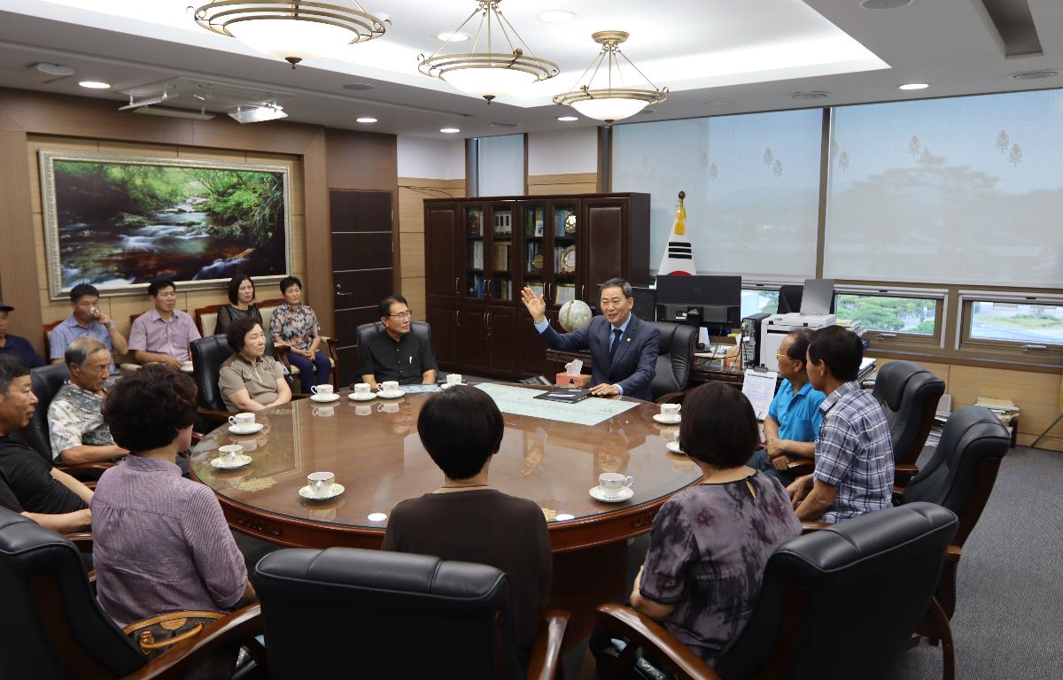 바르게살기운동 임실군협의회 관촌 회원 의회 방문 첨부이미지 : IMG_7427.JPG