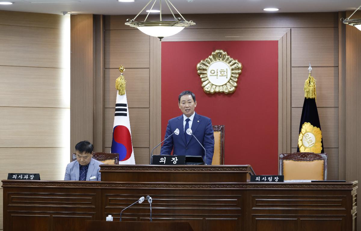 제348회 임시회 제1차 본회의 첨부이미지 : 20250922_제348회 임시회 제1차 본회의 장종민 2.JPG