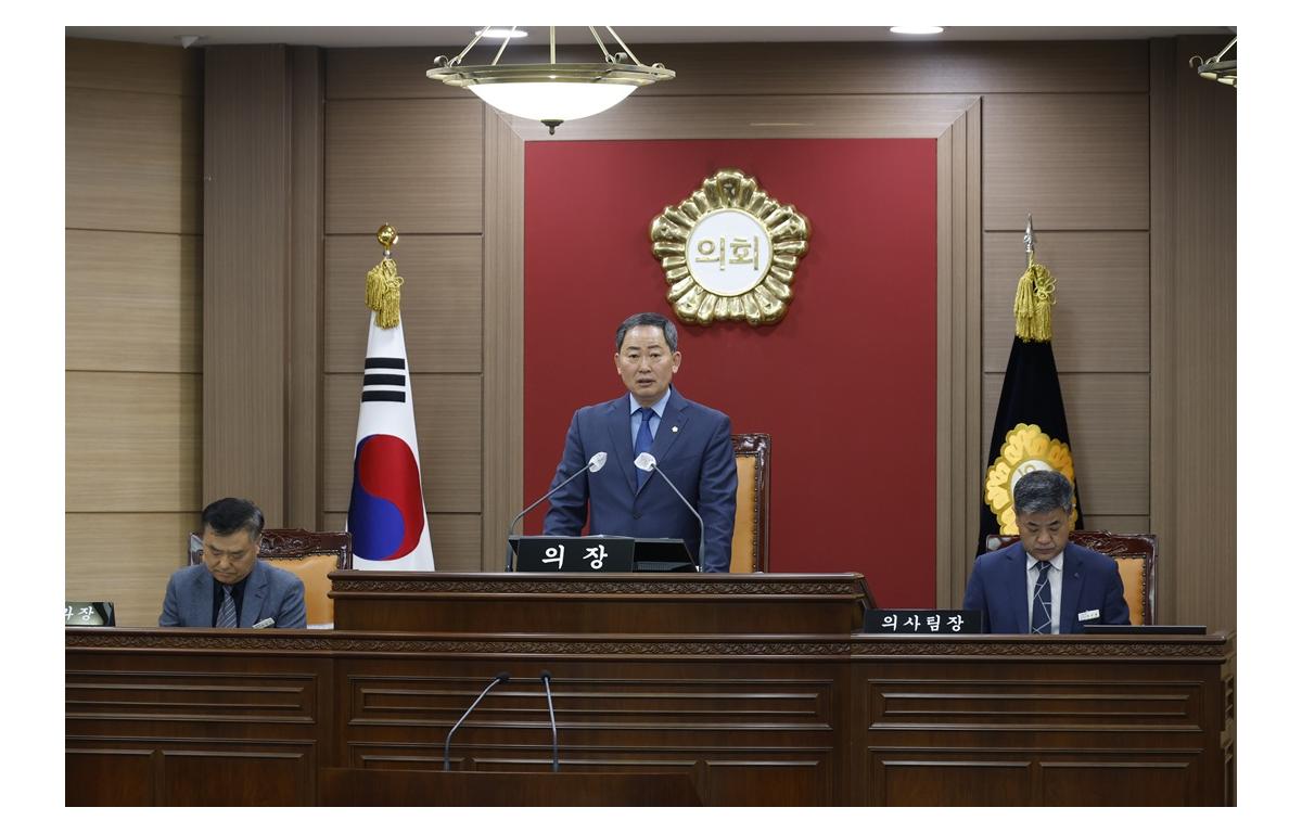 제345회 임실군의회 임시회 폐회 첨부이미지 : 20250502_제345회 임실군의회 임시회 폐회1.JPG