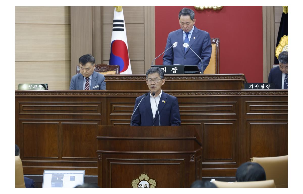 제344회 임실군의회 임시회 5분 자유발언 첨부이미지 : 20250423_제345회 임실군의회 임시회 5분 자유발언(김정흠).JPG